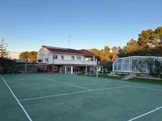 Chalet à La Conarda-Montesano. Chalet en bétera
