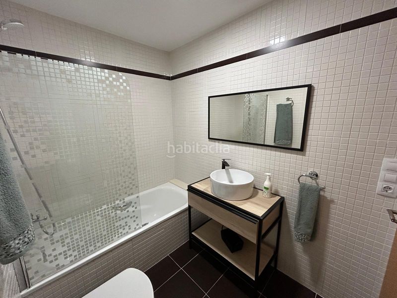 Foto 2c957580-8b9a-472a-bf4a-1376bbe16a69. Pis amb piscina a Centro Bétera