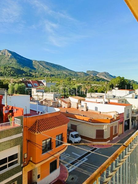 Foto 0c008a75-ae60-4e76-b065-953e42f8a366. Pis a Llaurí