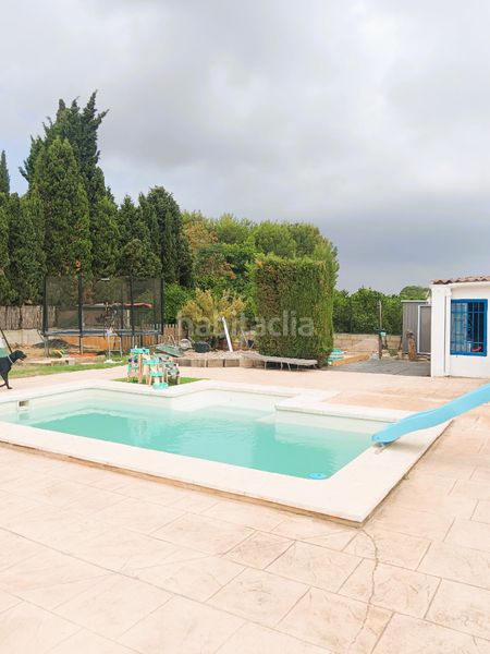 Foto f31c8503-6534-4f1a-83d2-b06c8a930585. Xalet amb piscina a Camí de Paterna-Lloma del Calderer Bétera
