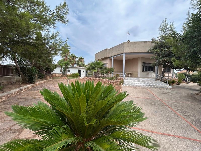 Foto 2dd85f03-b0c7-4c5d-8654-9e18e2126851. Chalet  en Camí de Paterna-Lloma del Calderer Bétera