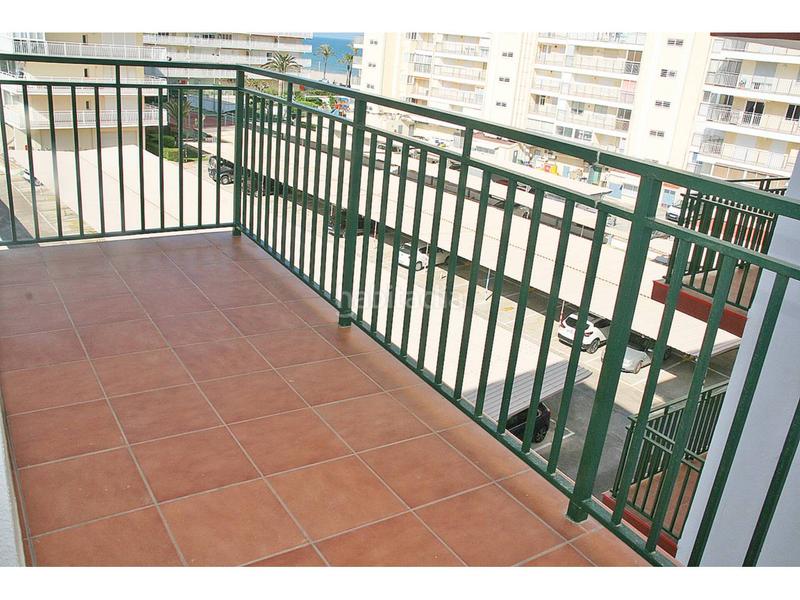 Foto c6e0890e-643f-4605-ad70-73787c9e4daa. Piccolo appartamento con parcheggio in Playa Norte Peñíscola