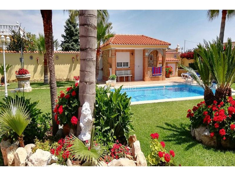Foto 168ba623-f754-401b-92e1-74f48a10c31c. Xalet amb aparcament piscina a Mar Chica Benicarló