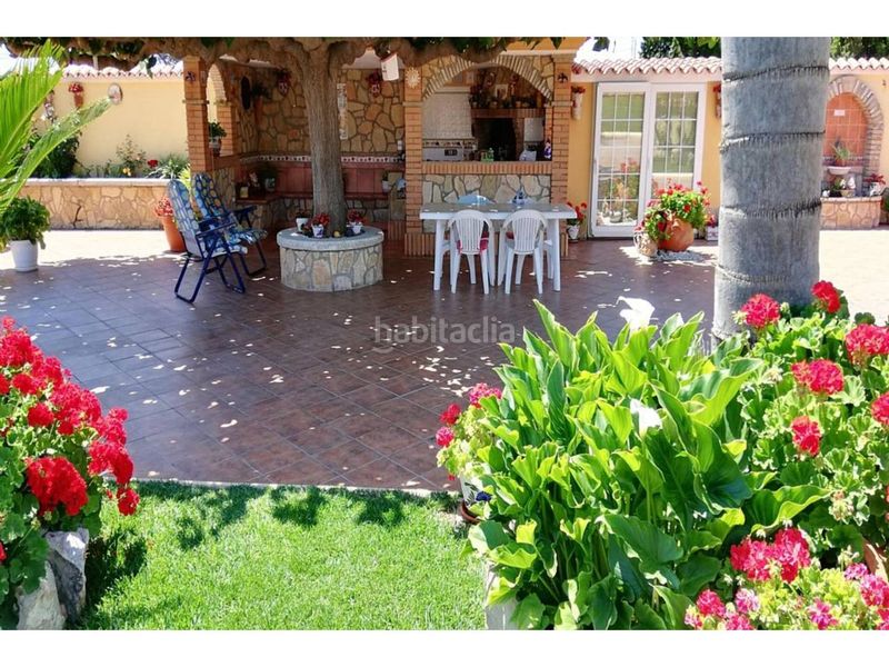 Foto 425c4bd5-2bd0-42df-9bd4-3f69d86f8135. Xalet amb aparcament piscina a Mar Chica Benicarló