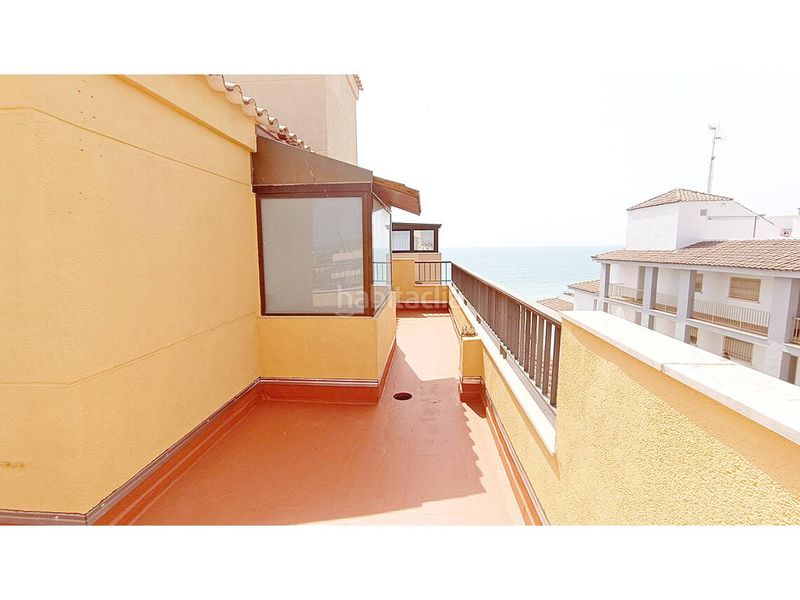 Foto a60d4ab9-de93-42a8-94ea-42f98f191652. Àtic amb piscina a Playa Norte Peñíscola