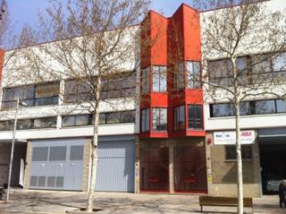 Miete Büro in Besòs - Maresme. Oficinas con caracter industrial