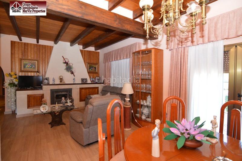 Foto 15bbcfcd-7a3e-45f5-a566-535e38420e83. Chalet con riscaldamento parcheggio piscina in Coloma Nucia (la)