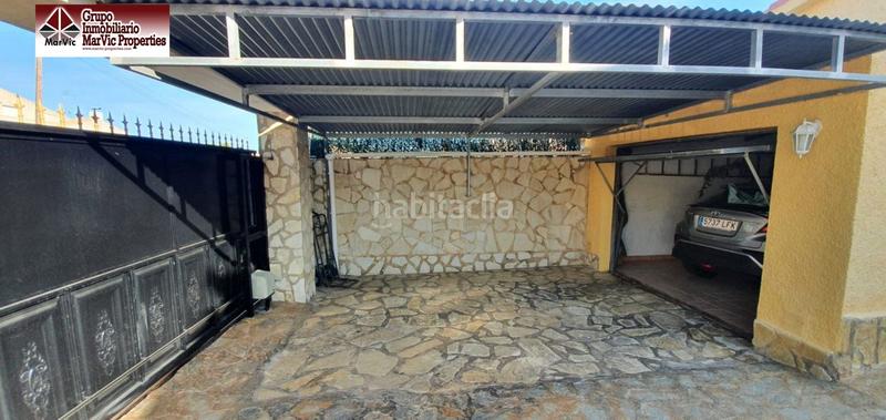 Foto a5b3badc-52dc-4a1c-81fa-4eb526c0c677. Chalet con riscaldamento parcheggio piscina in Coloma Nucia (la)