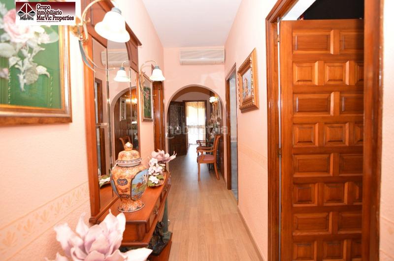 Foto f8dff157-47f2-402f-8ed0-08e171b2453b. Chalet con riscaldamento parcheggio piscina in Coloma Nucia (la)