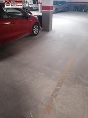 Autoparkplatz in Pueblo-Ubanizaciones. Parking alfaz del pi