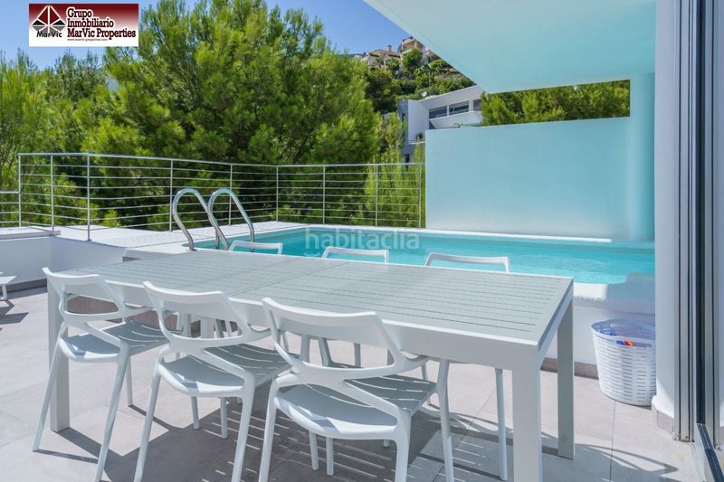 Foto 1ffd8bf4-3fb0-4e8c-8795-1b62840ad591. Casa adossada amb calefacció aparcament a Altea hills Altea
