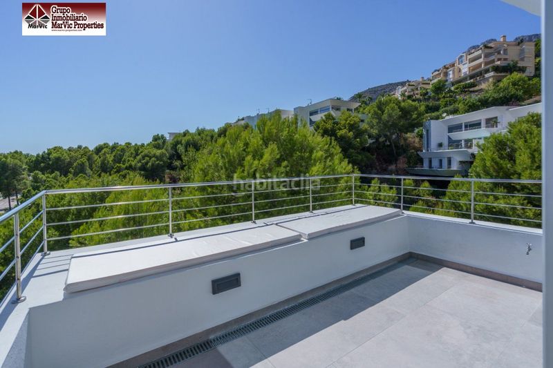 Foto a201bd36-4fca-40de-a139-156fe03087da. Casa adossada amb calefacció aparcament a Altea hills Altea