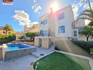 Xalet a Coloma. Chalet a estrenar en la nucia!