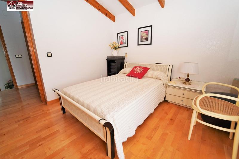 Foto 49260801-cbc6-4855-86c1-c84b554a346f. Chalet avec chauffage parking piscine dans Rincón Bajo Benidorm