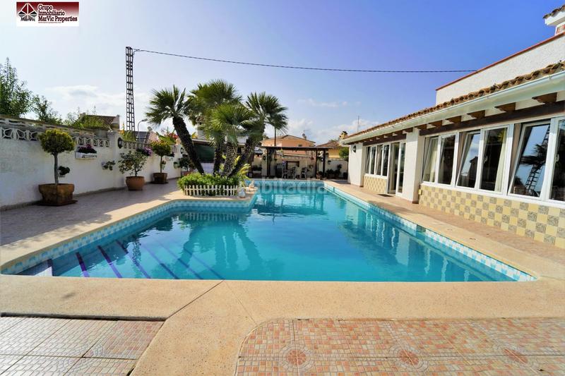 Foto 874c608b-9b1d-43a9-a1c5-ddd9aba40e35. Chalet avec chauffage parking piscine dans Rincón Bajo Benidorm