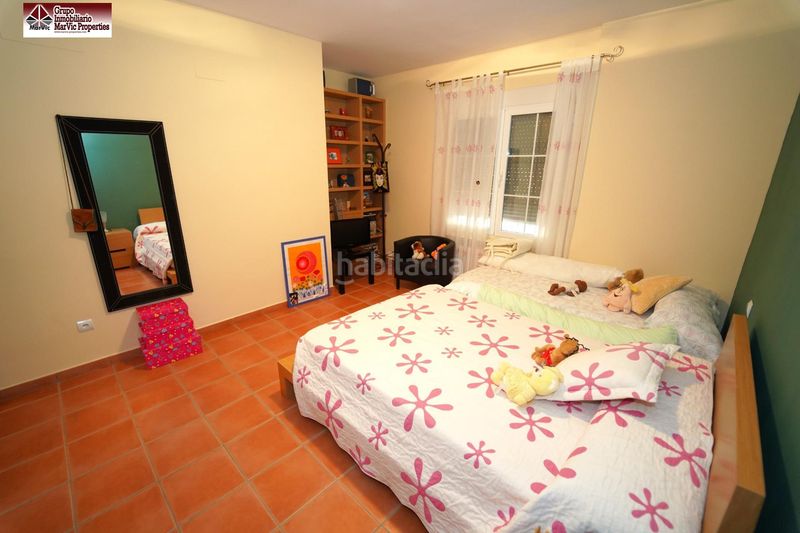 Foto 1df3feaa-79ec-43da-ba99-922a9991d594. Xalet amb aparcament a Finestrat pueblo Finestrat