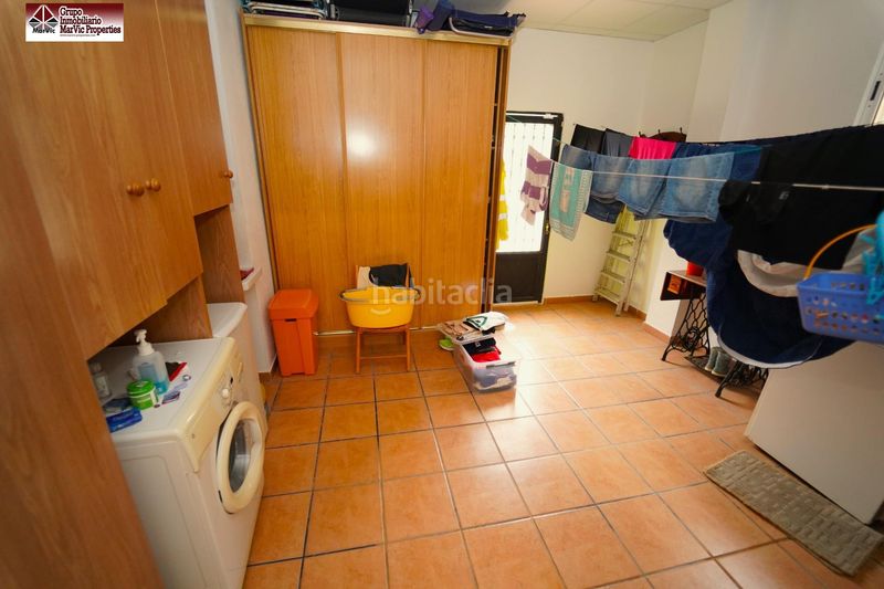 Foto 41aa0835-f758-4fea-bf5c-4bf9f98ecff7. Xalet amb aparcament a Finestrat pueblo Finestrat