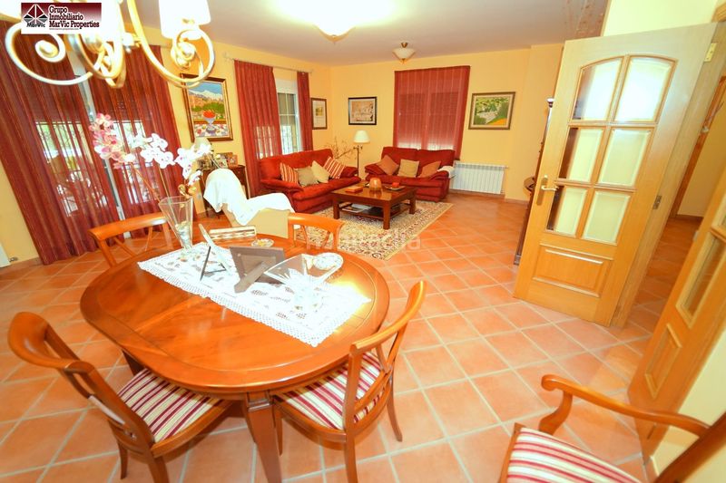 Foto 45fa12df-5638-43d1-9b46-55e7614f41d4. Xalet amb aparcament a Finestrat pueblo Finestrat