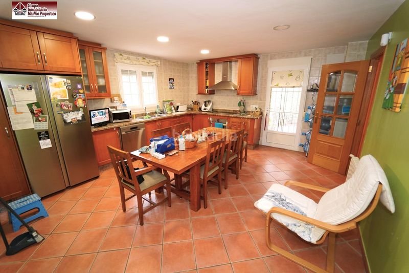 Foto a601a04b-d73b-4b0f-8097-8bf473e44738. Xalet amb aparcament a Finestrat pueblo Finestrat