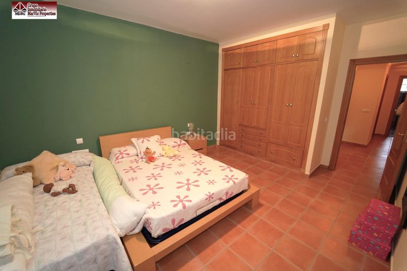 Foto b8a82100-e648-4e50-a21a-6862b0da0d31. Xalet amb aparcament a Finestrat pueblo Finestrat
