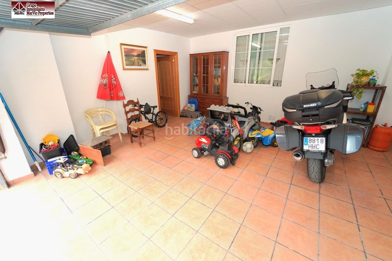 Foto c69c9111-23b1-4857-87d4-2a18a4b956be. Xalet amb aparcament a Finestrat pueblo Finestrat