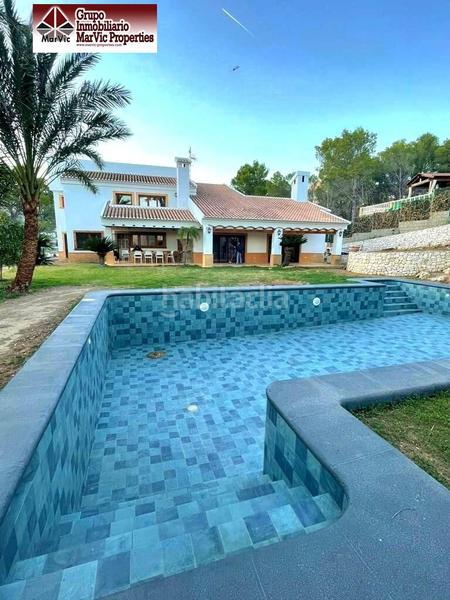 Foto 8bb11419-0fc6-44b4-81ae-613d4087b4ae. Chalet con riscaldamento parcheggio piscina in Urbanizaciones Gandia