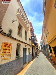 Maison à Casco Antiguo - Puerto. Exclusiva oportunidad de inversión en el corazón de benidorm