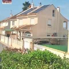 Casa aparellada a Sierra Helada. Venta de chalet pareado en benidorm  zona rincón de loix, sierra