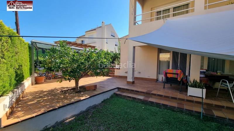 Foto b6ada85f-83d9-4cb5-ae40-16644141aae6. Casa bifamiliare con riscaldamento parcheggio piscina in Benidorm