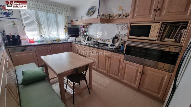 Foto f535ea4b-53f7-45ee-a528-d5ccb7b733ae. Casa bifamiliare con riscaldamento parcheggio piscina in Benidorm