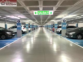 Aparcament cotxe a Centro Urbano. Plaza de parking subterránea en el centro de benidorm  tomas ort