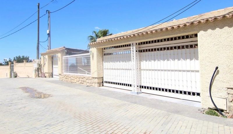 Foto ac9d8aec-08f3-4b61-87f0-15c5b74c1f0f. Chalet en Rincón Alto Benidorm