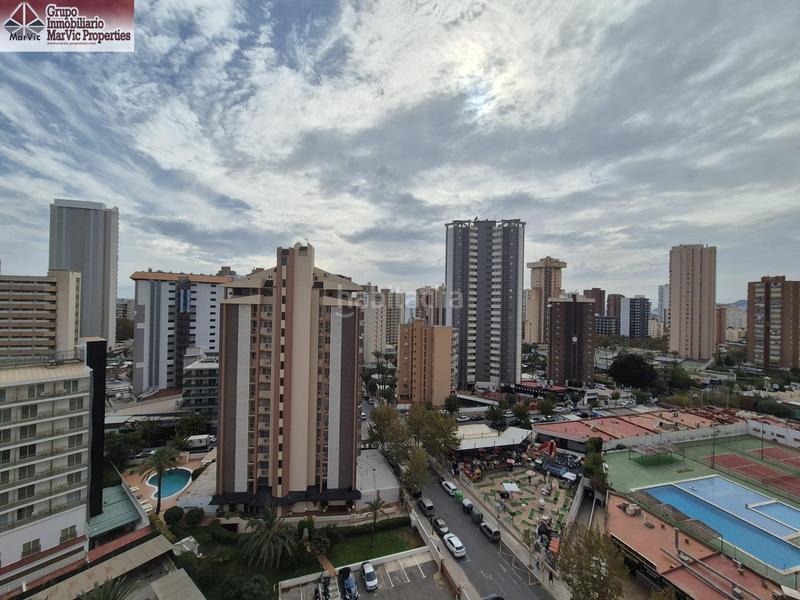 Foto 2df43d33-7e9b-4f81-8ffa-7621c7f07c01. Etagenwohnung mit parking pool in Levante Alto Benidorm