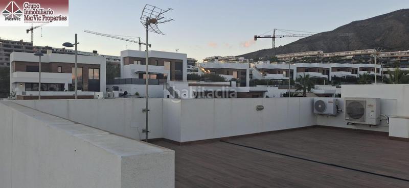 Foto b4cbdcf7-b945-4fa4-9f6e-854a42637705. Chalet con riscaldamento parcheggio piscina in Finestrat pueblo Finestrat