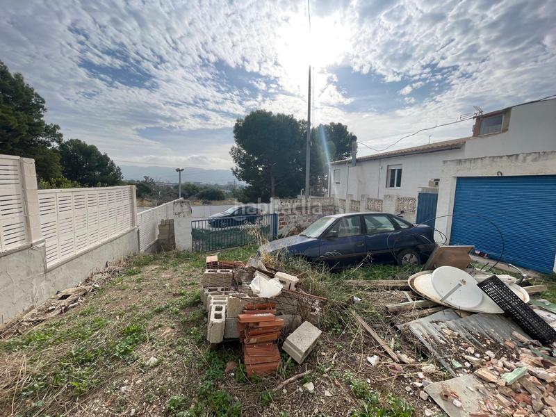 Foto 395b7d1c-e7a1-4c03-aad1-d6c7b7d2b649. Chalet casa en Juzgados - Plaza de Toros Benidorm