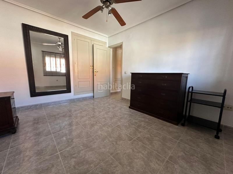 Foto 0fddef3e-d8de-41d8-8254-741bcb0d9f80. Casa aparellada amb calefacció aparcament piscina a Benidorm