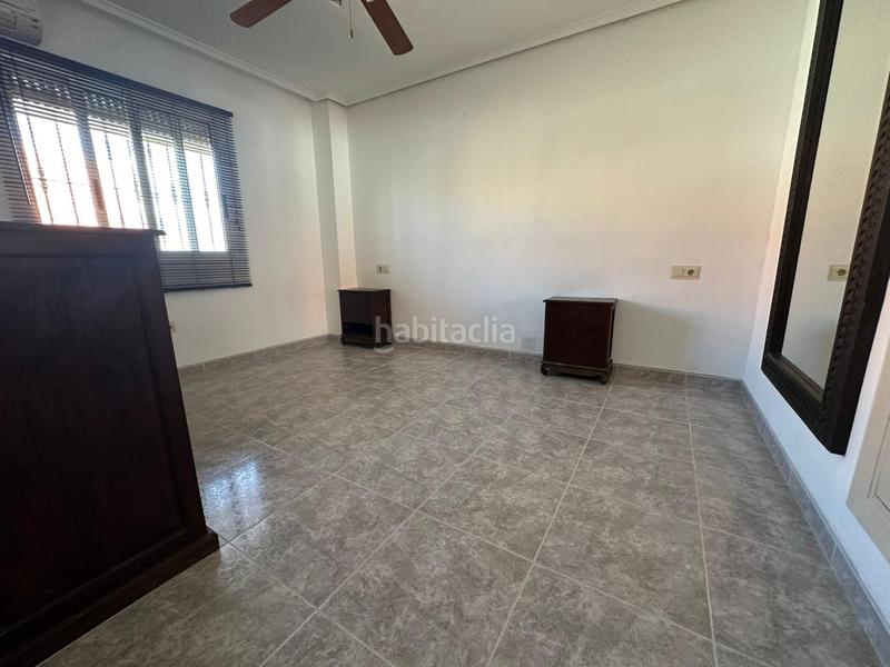 Foto 28e4474d-d474-4690-ad03-c798907d49d4. Casa aparellada amb calefacció aparcament piscina a Benidorm