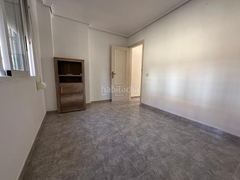 Foto c84aa4cf-5008-4568-82ba-012cd5db7642. Casa aparellada amb calefacció aparcament piscina a Benidorm