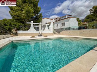 Location Chalet à Altea la Vella. Alquiler chalet en altea la vella  vistas al mar, piscina privad