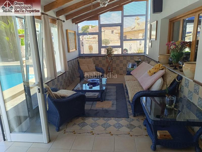 Foto 3332d2c7-c4ed-4a36-9c2e-855cc3e457d0. Chalet avec chauffage parking piscine dans Rincón Bajo Benidorm