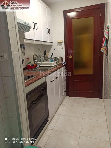 Foto 79ff2e3c-4eb6-4a31-b4e6-581c321256d4. Piso vive el encanto piso luminoso con piscina en pueblo levante en Benidorm