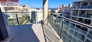 Attique à Bulevar-Puerta Mítica. Atico en la cala de vilajoyosa