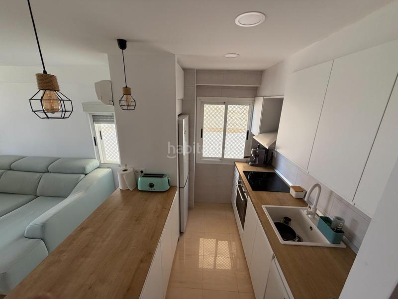 Foto aa85fab2-e179-4023-9e50-7230c62d8a05. Piso 1 linea de poniente reformado en Playa Poniente Benidorm
