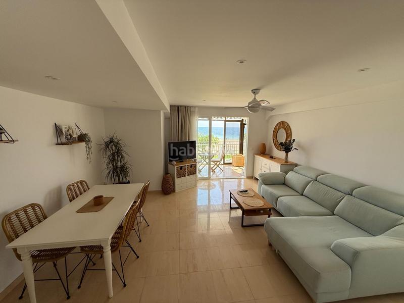 Foto bce7a5cf-eee9-4184-bcb3-43e7a9f47c37. Piso 1 linea de poniente reformado en Playa Poniente Benidorm