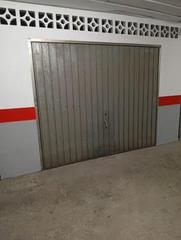 Aparcament cotxe a Levante Alto. Parking cabinado avenida europa