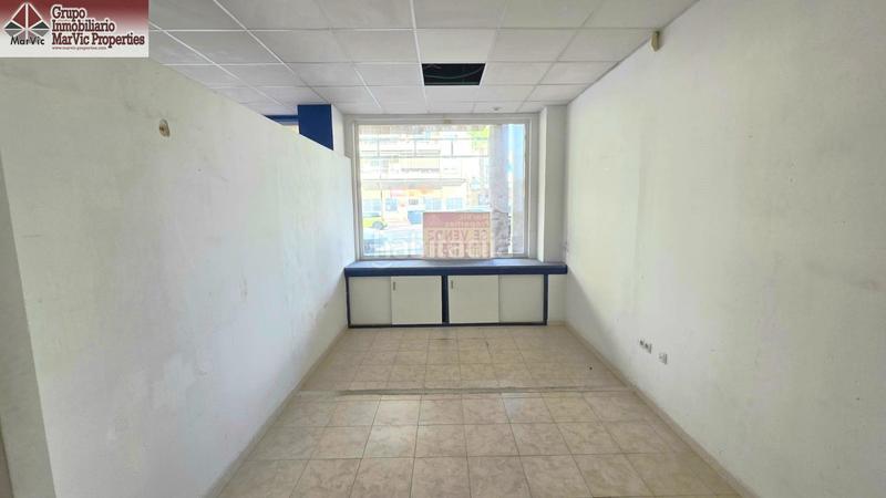 Foto 04909f5c-bb0c-4056-ad27-63ea9d3c38d7. Local comercial a Colonia Madrid Benidorm