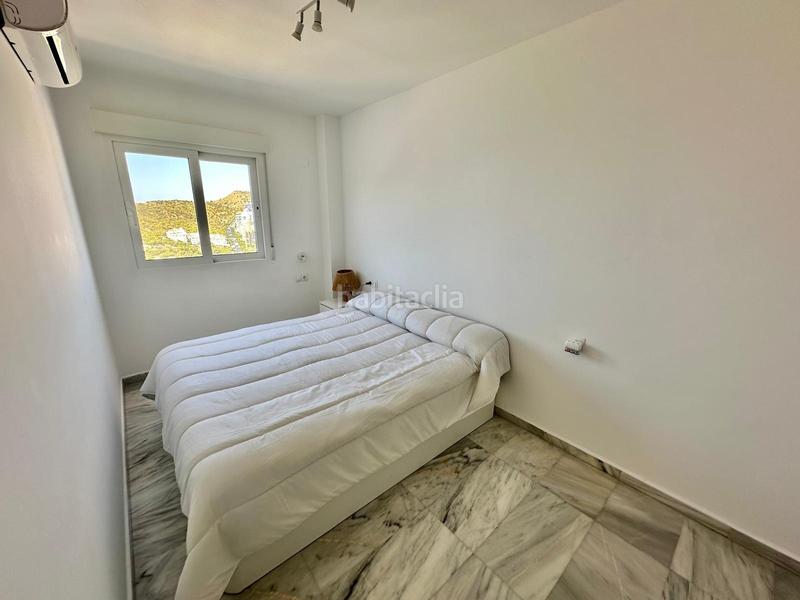 Foto 6e0a1ab8-b232-4504-8da9-30517b4eb7ee. Apartament amb piscina a Playa Poniente Benidorm