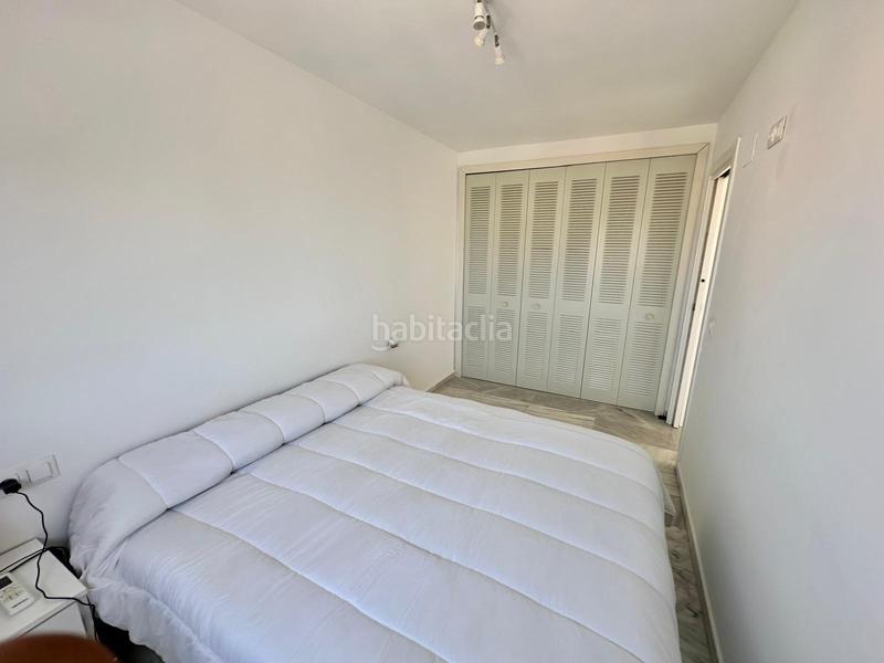 Foto 75f1fef9-3874-42ac-a083-381054aba302. Apartament amb piscina a Playa Poniente Benidorm