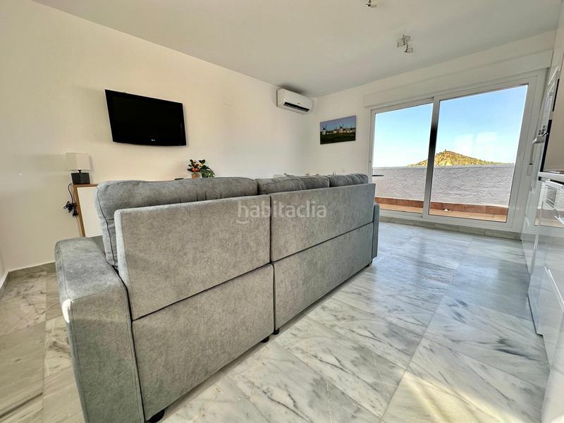 Foto 7d1e9e56-f189-4207-a80e-61a8d9941555. Apartament amb piscina a Playa Poniente Benidorm