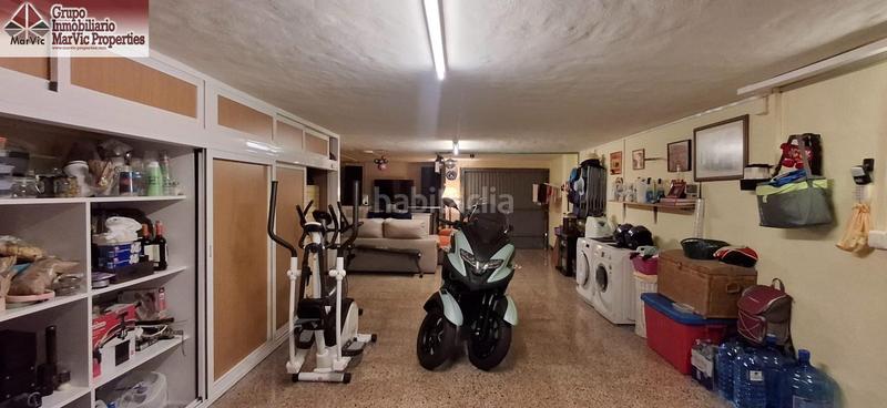 Foto abcfc872-9a4f-4928-b6cb-ce55337a7b29. Chalet con riscaldamento parcheggio piscina in Urbanizaciones Benidorm